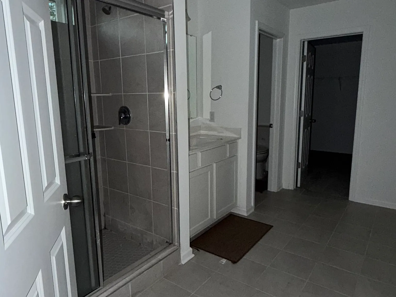 5 bed, 3179 sqft, $2,500 — Photo 4