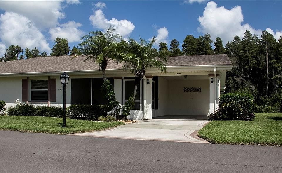 1st image of 2028 Heathfield Cir