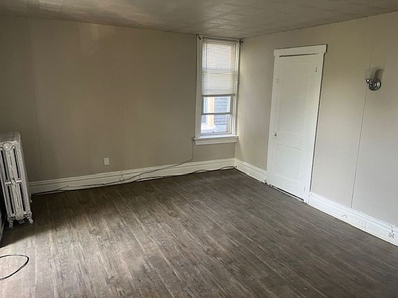 3rd image of 224 Emerald St APT 2