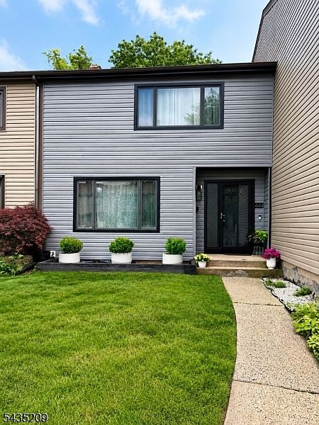 1st image of 444 Brookside Ln