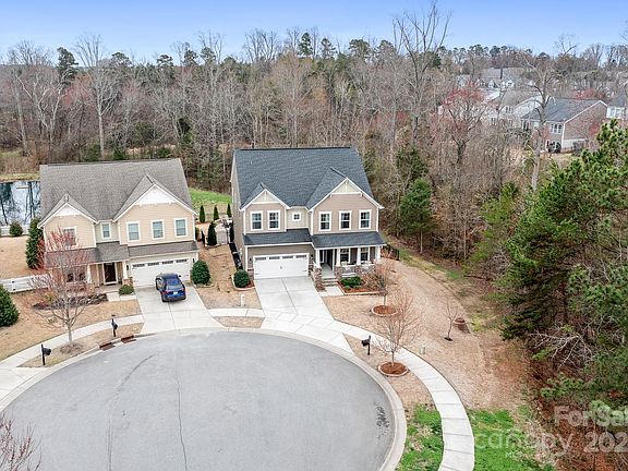 3rd image of 212 Rustling Waters Dr