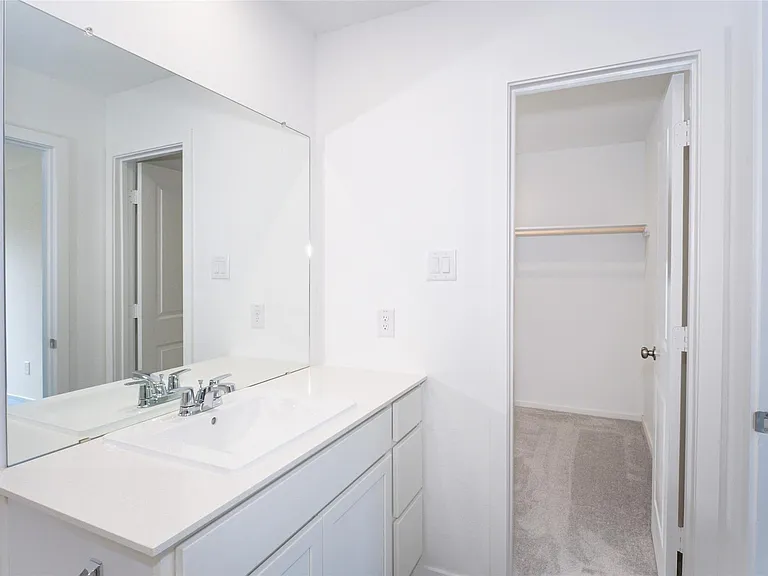 15724 Plum Brook Dr — Photo 19