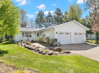 825 Brook Trout Ct, Nekoosa, WI 54457