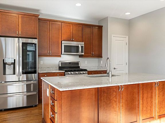 5th image of 11163 E 28th Pl