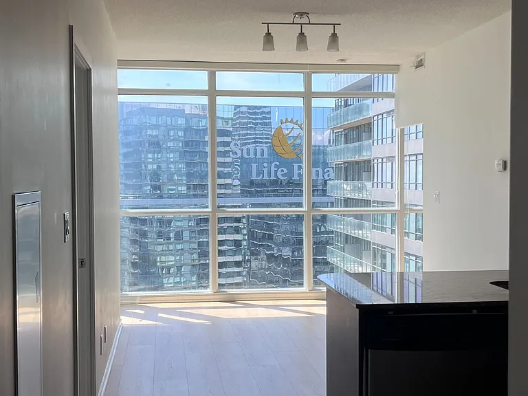 65 Bremner Blvd #4501 — Photo 2