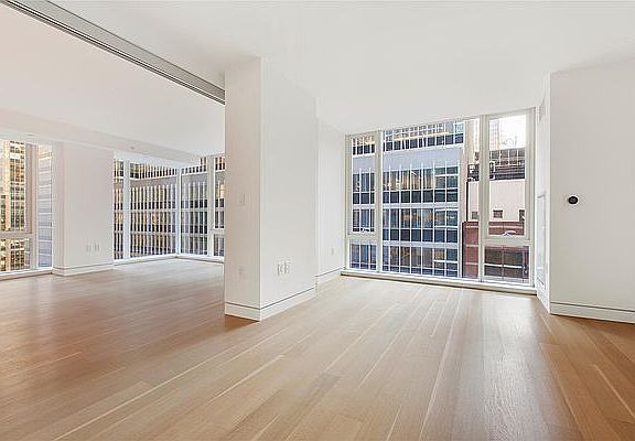 5th image of 135 W 52nd St APT 11E