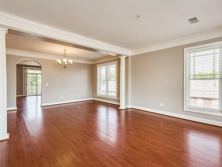 3200 Long Blvd #2 — Photo 6