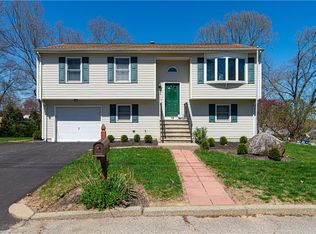 12 Armand Dr, North Providence, RI 02904