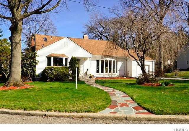 1st image of 7 Carlyle Pl
