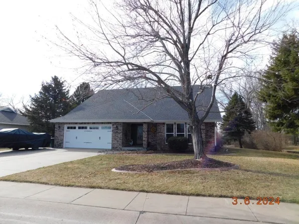 2102 W Leota Street, North Platte, NE 69101