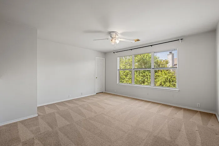 14716 Lantern Dr — Photo 12