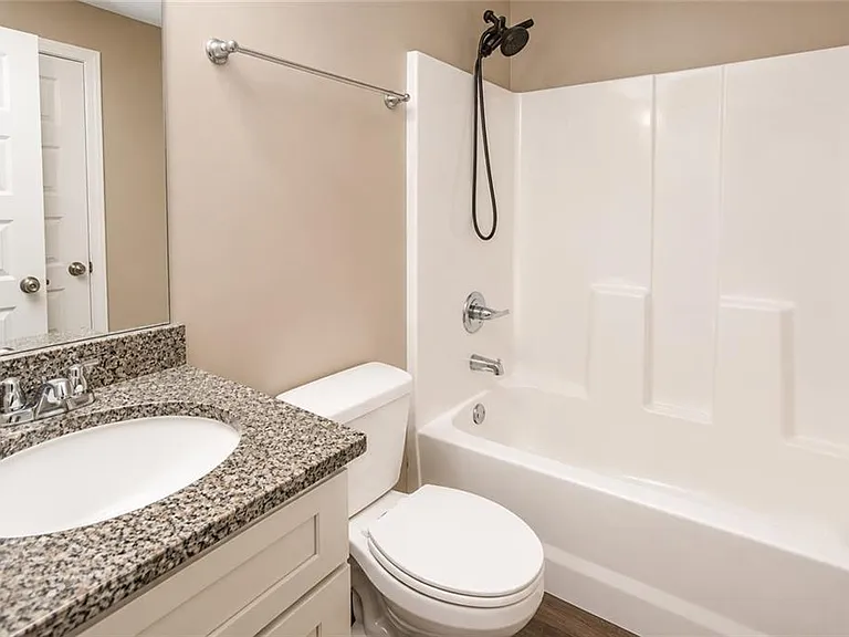 100 Squarewood Ln — Photo 13