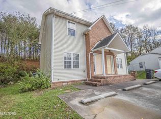 7636 NW Chatham Cir, Knoxville, TN 37909