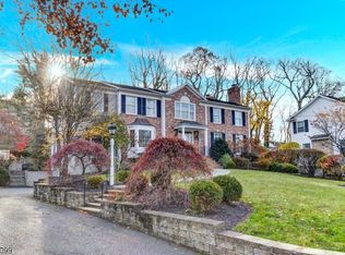 33 Highland Ave, Chatham, NJ 07928
