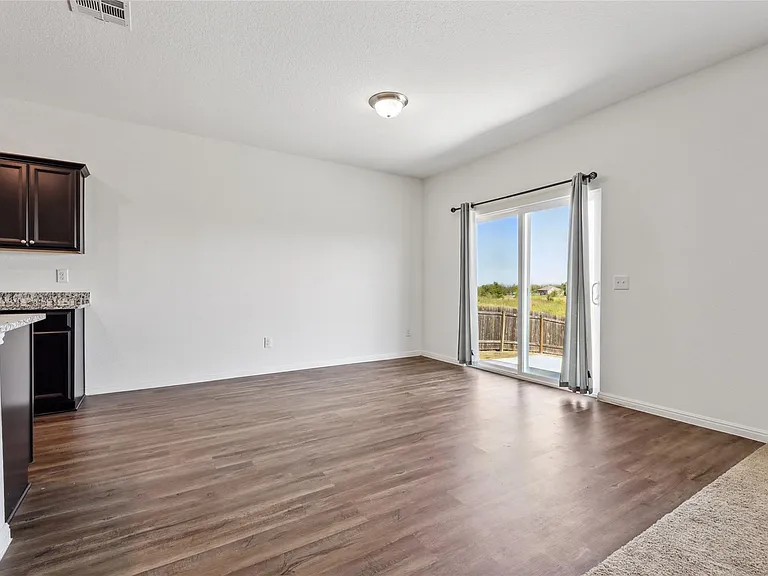 14105 Jeannette Rankin Rd — Photo 19