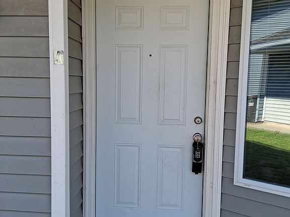 2nd image of 403 Park St #A