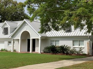 715 Irving St, Pascagoula, MS 39567