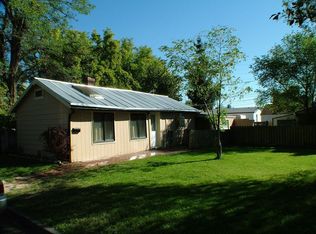 140 SW 3rd St, Redmond, OR 97756