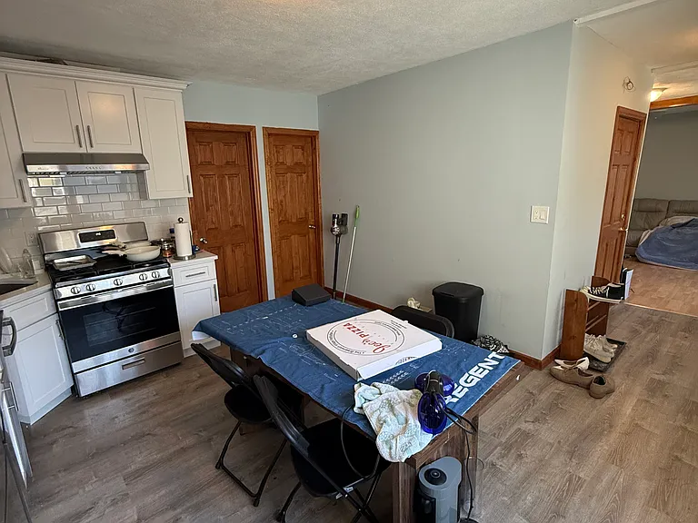 83-89 Webster Ave #2 — Photo 2