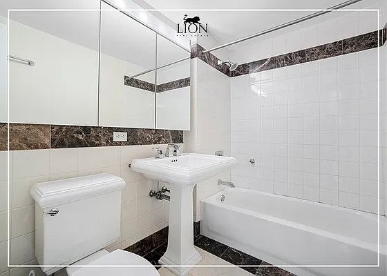 Rented by The Lion Real Estate | media 21