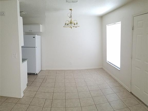 3rd image of 1673 SW 107th Ln