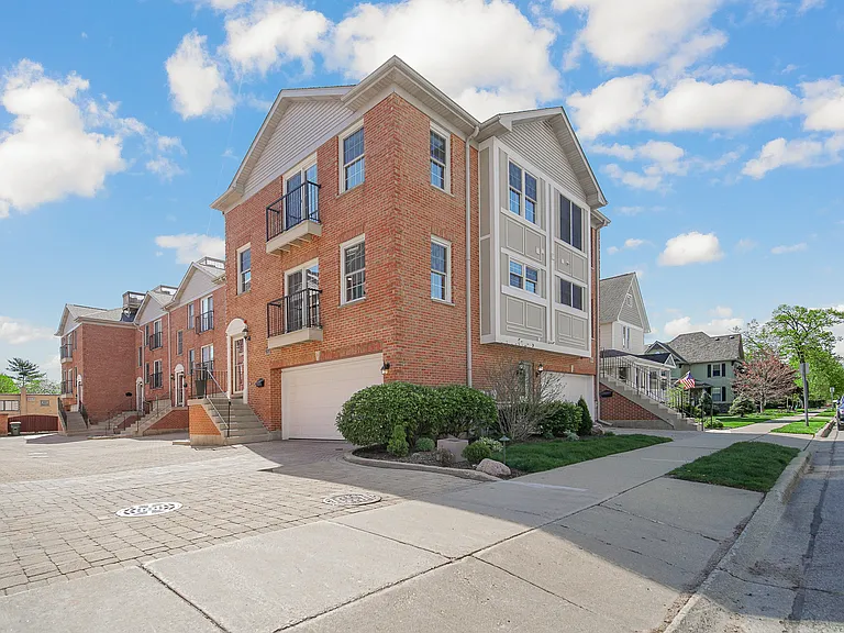 101 S Evergreen Ave #12G — Photo 20