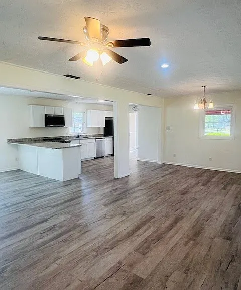 908 Habersham Rd — Photo 29