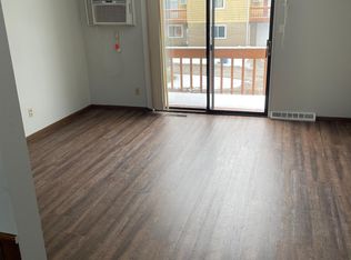 3115 Dewalt Dr, Akron, OH 44312