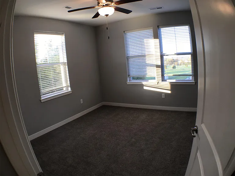 1673 McCleary Ln — Photo 7