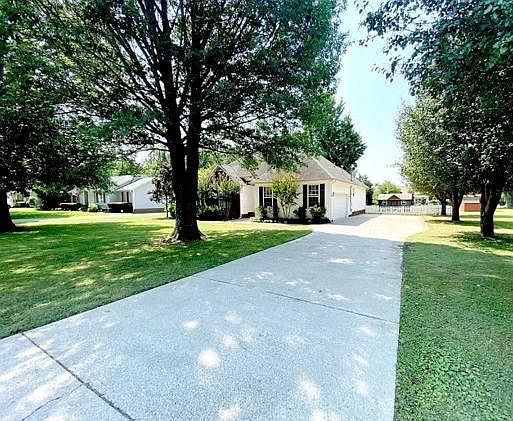 2nd image of 2106 Patriot Dr