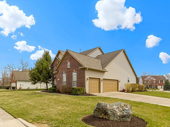 5th image of 10451 Meadow Lake Dr
