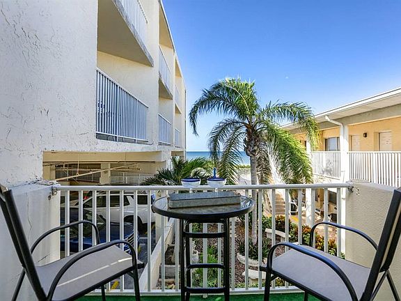 5th image of 3200 GULF BOULEVARD #201