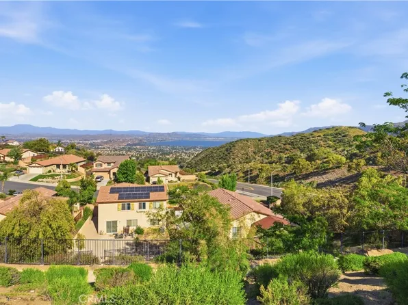 29454 Falling Leaf Dr, Lake Elsinore, CA 92530