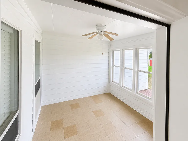 1327 Walter Ellison Dr — Photo 12