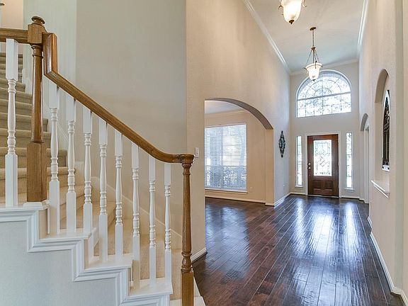 4th image of 10330 Five Oaks Ln