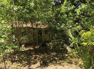 19 24th Ave, Apalachicola, FL 32320