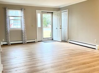 66 Willieb St #1, Glastonbury, CT 06033