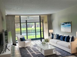 5609 Coral Lake Dr #109, Margate, FL 33063