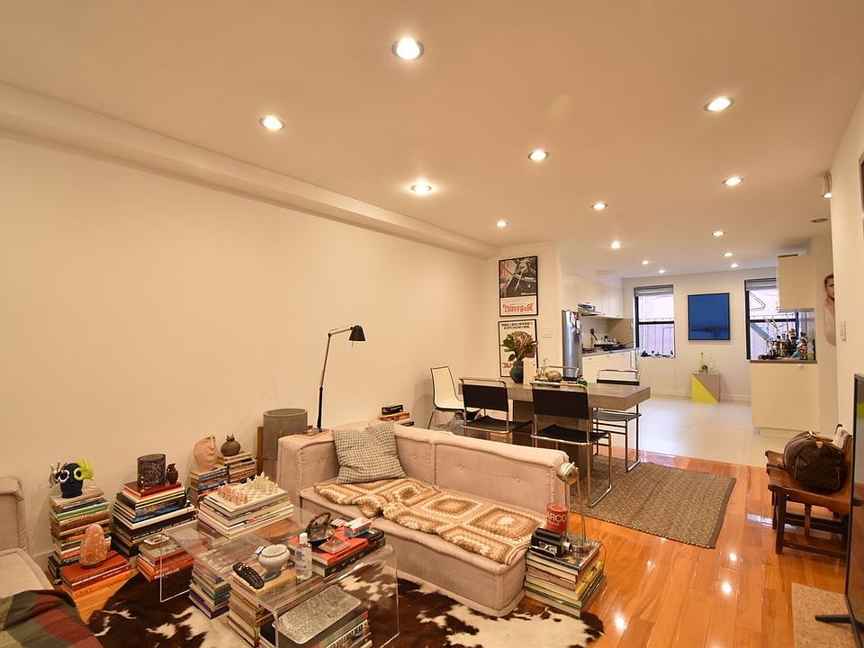 1st image of 23 Pell St #4THFL