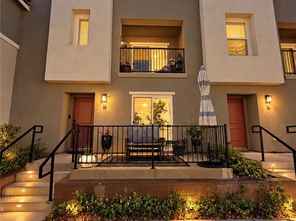 2826 Cerulean Stars Ln #2, Las Vegas, NV 89183