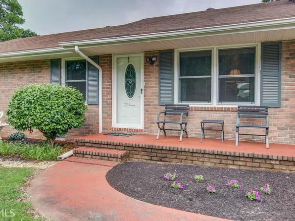 161 S Johnson St, Newborn, GA 30056