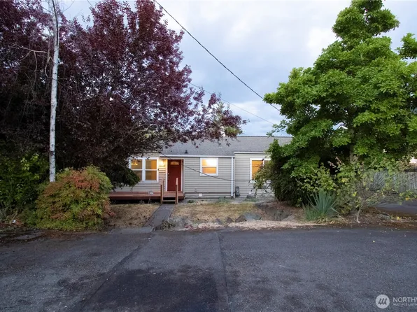 11634 25th Avenue S, Seattle, WA 98168