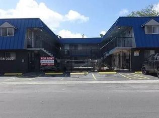 37 SW 14th St #6, Dania, FL 33004