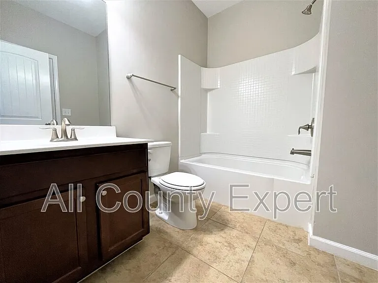 912 Rose Way — Photo 23