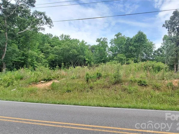 249 Ashebrook Park Rd, Dallas, NC 28034