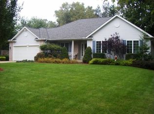 7450 Carrington Dr, Mentor, OH 44060