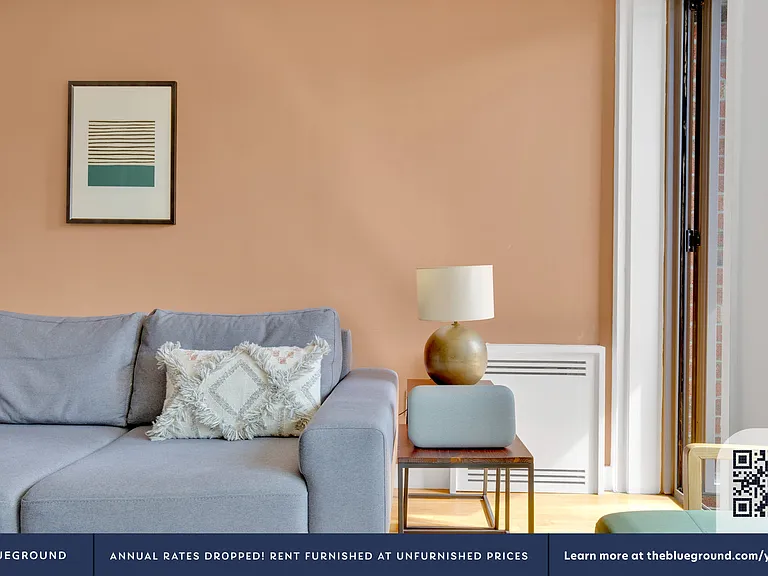 101 W 15th St #527 — Photo 3