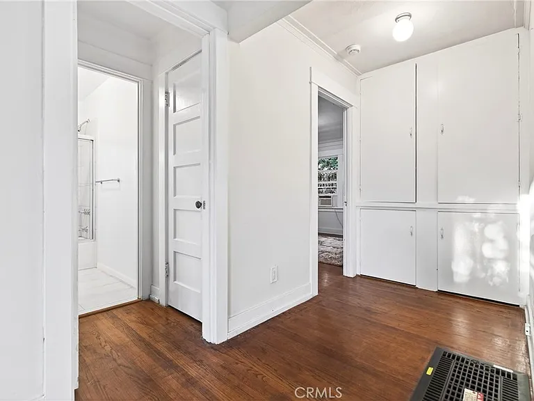 316 W Kenneth Rd — Photo 16