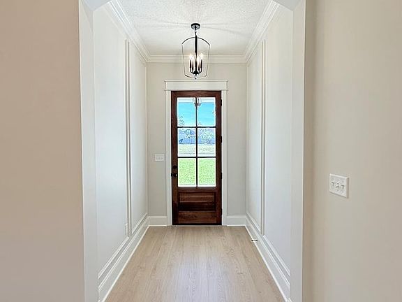 4th image of 5051 Hatfield Cir