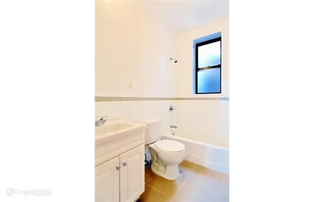 Rented by Douglas Elliman | media 14